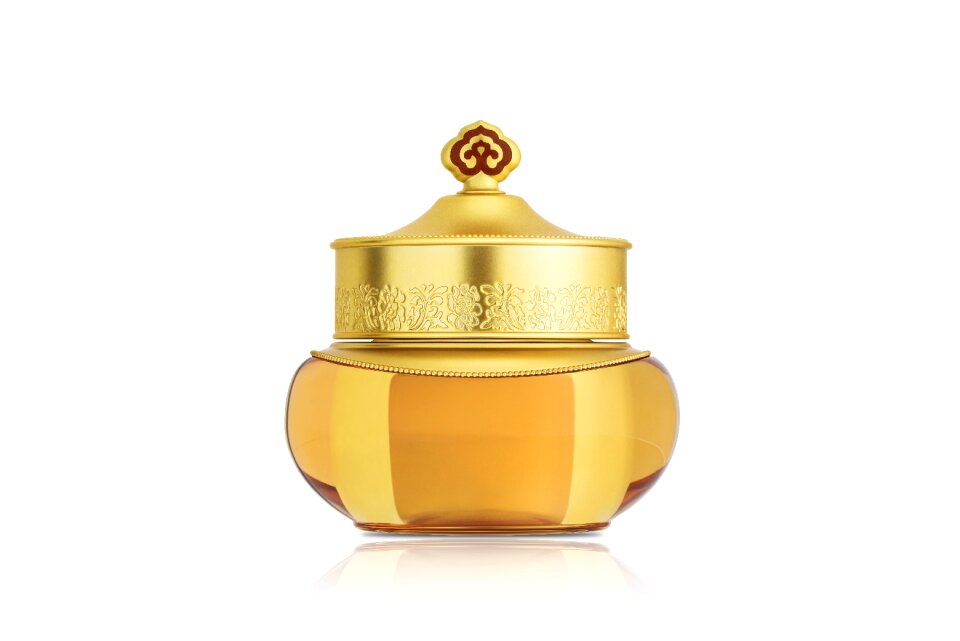 Petal bottle perfume