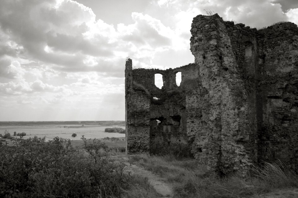 Building castle wall