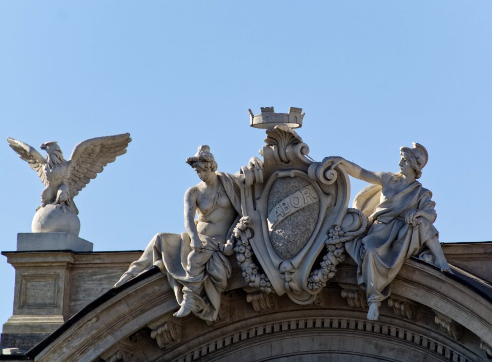 Rome travel lights
