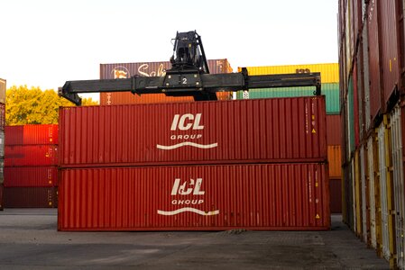 Port loading crane photo