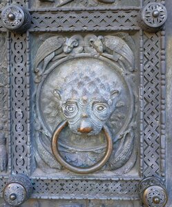 Image doorknocker lion photo