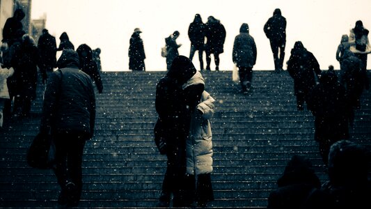 Weather figure couples