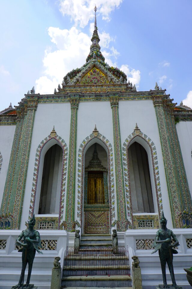 Temple buddhism thai