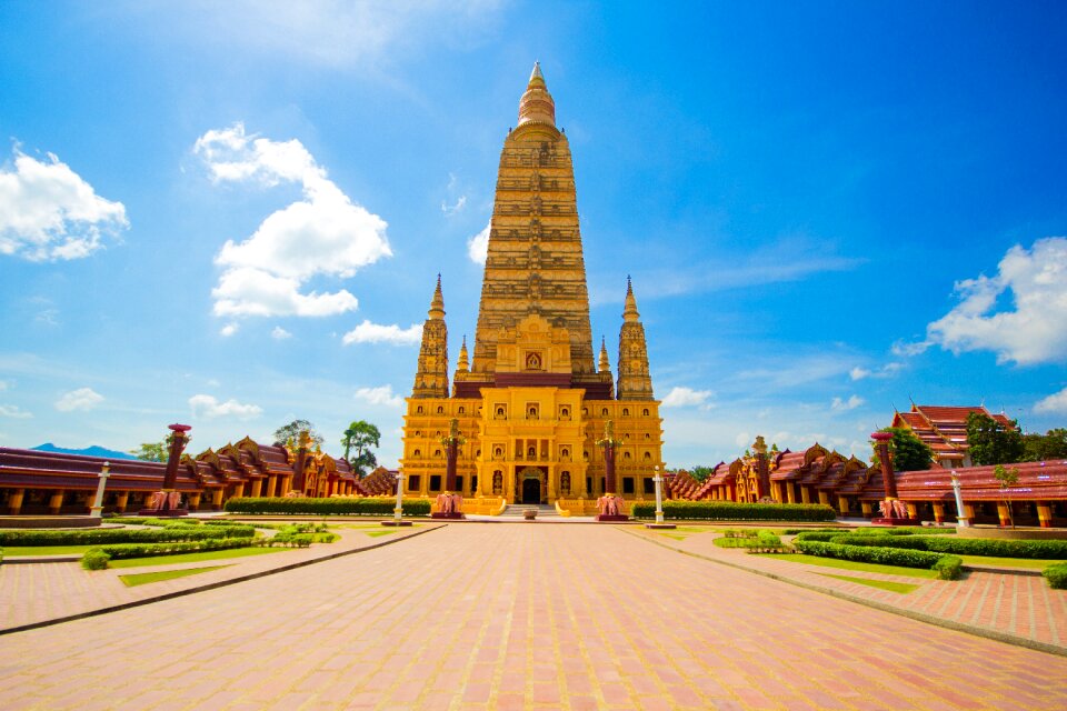 Wat bang thong buddhist temple krabi