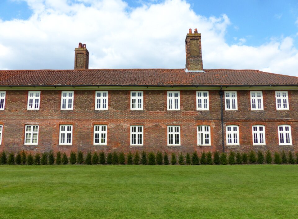 Brick house king henry viii courthouse
