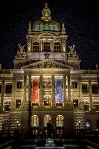 Prague building history