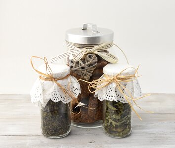 Jar tea leaves
