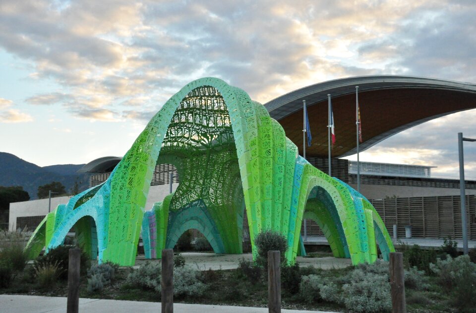 Structure architecture modern