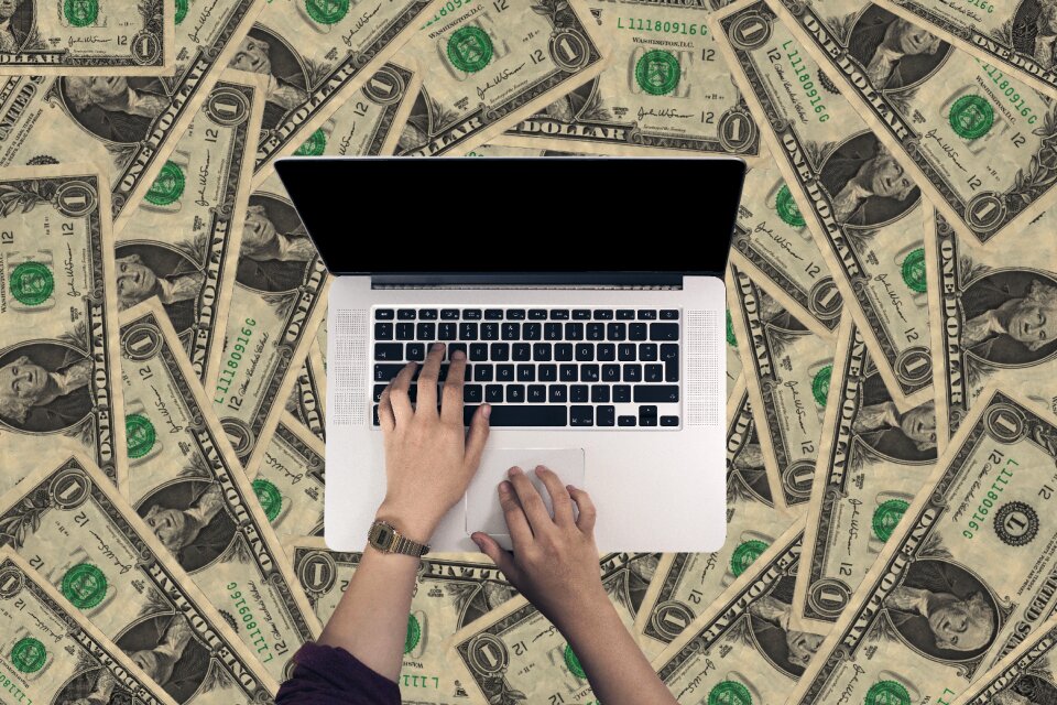 Hand laptop online