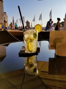 Lemon refreshing mojito
