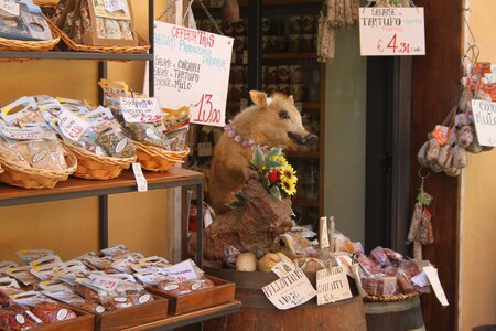 Umbria food souvenirs gift