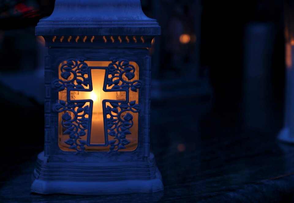 Light night burning