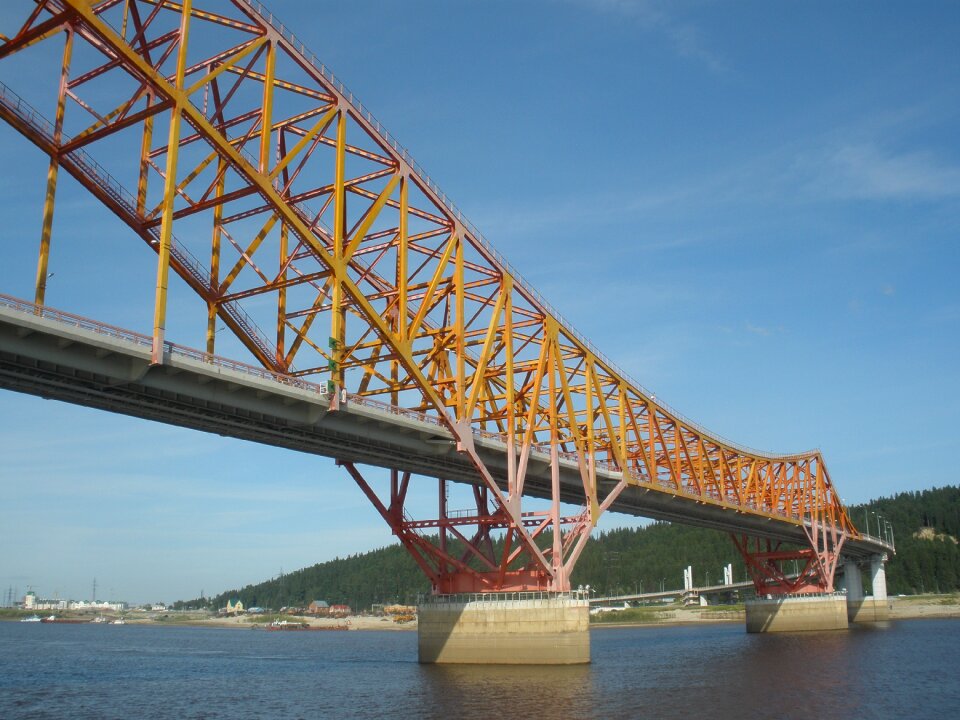Khanty-mansiysk river bridge