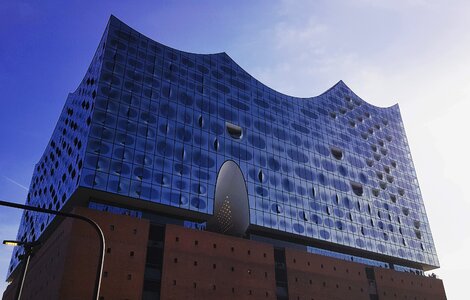 Elbe building architecture
