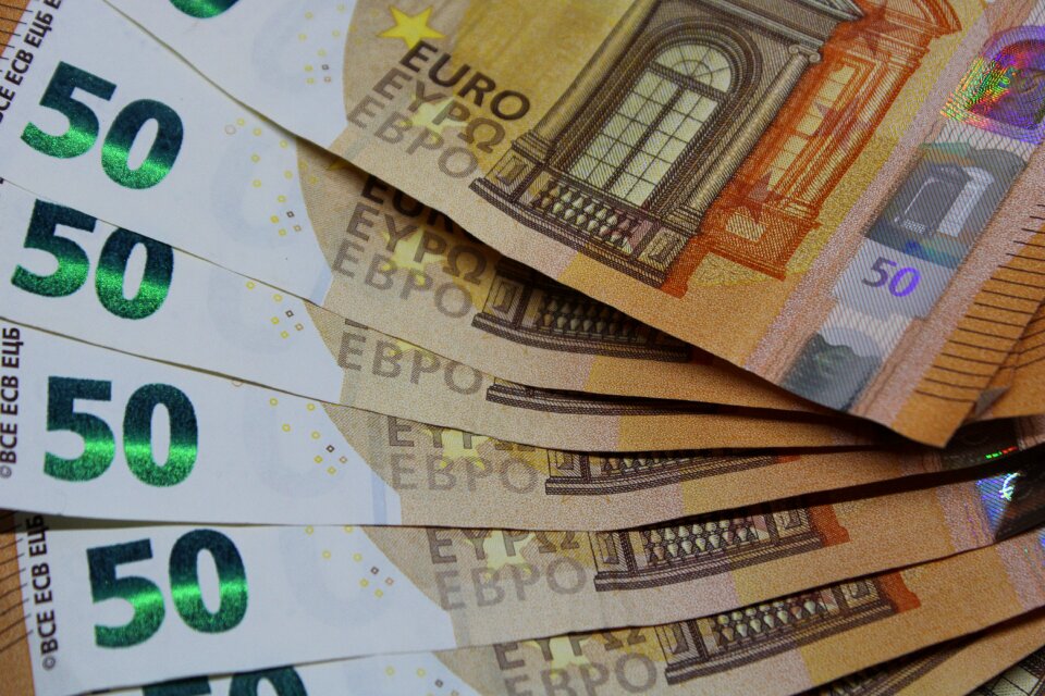 Finance paper money seem