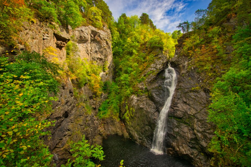 Landscape water cascade