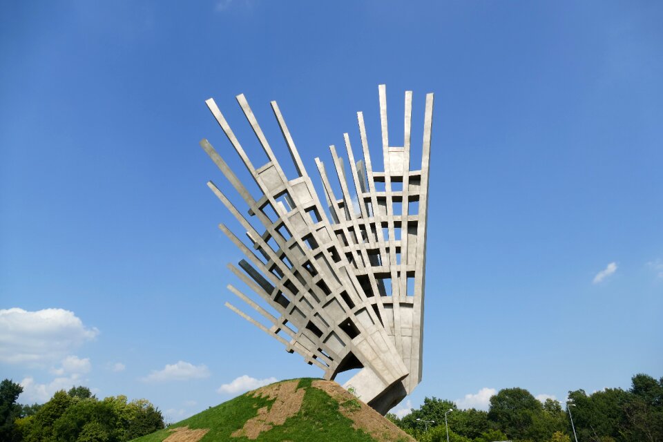 Historically monument space