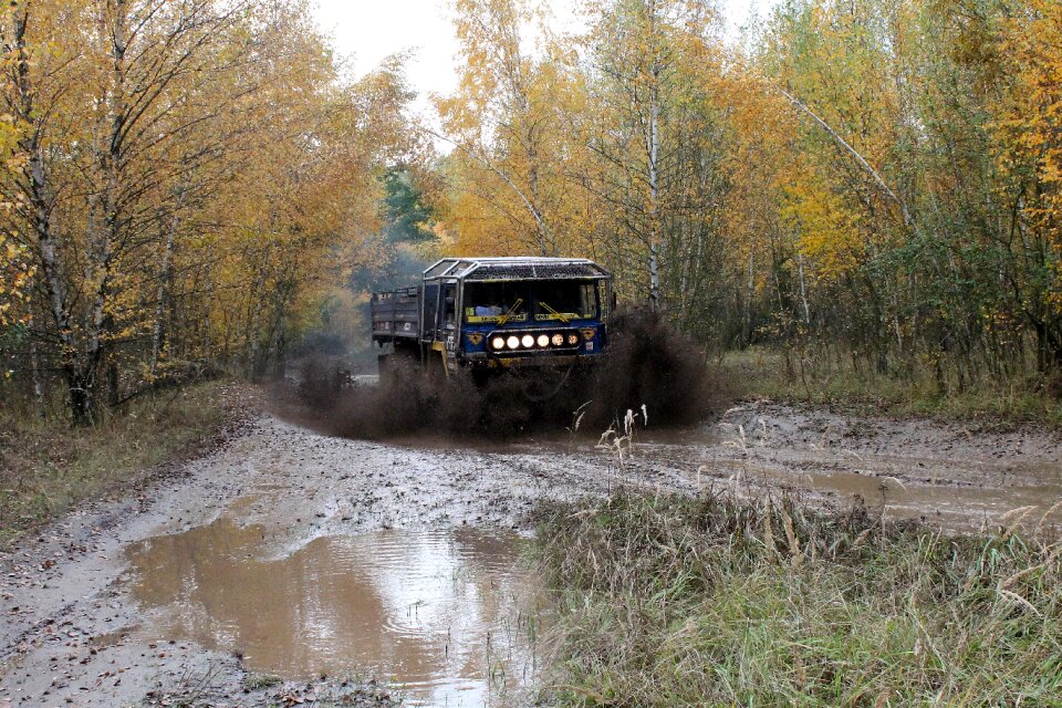 Rally terrain water