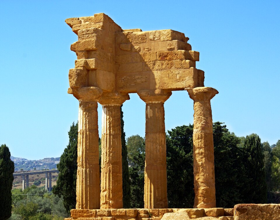 Sicily italy castor