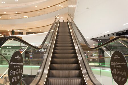 Escalators shopping shop