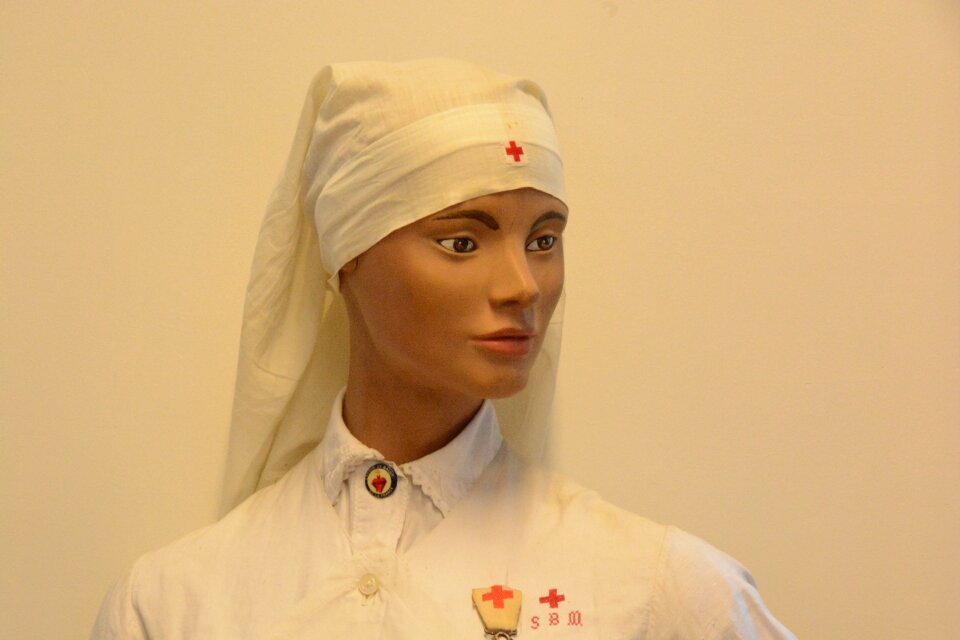 Woman war 14-18 mannequin
