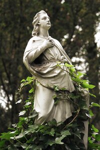 Sculpture woman stone