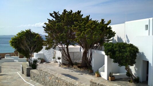 Island white architecture