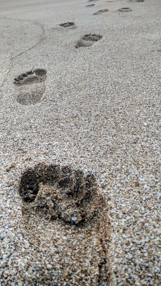 Nature footstep barefoot