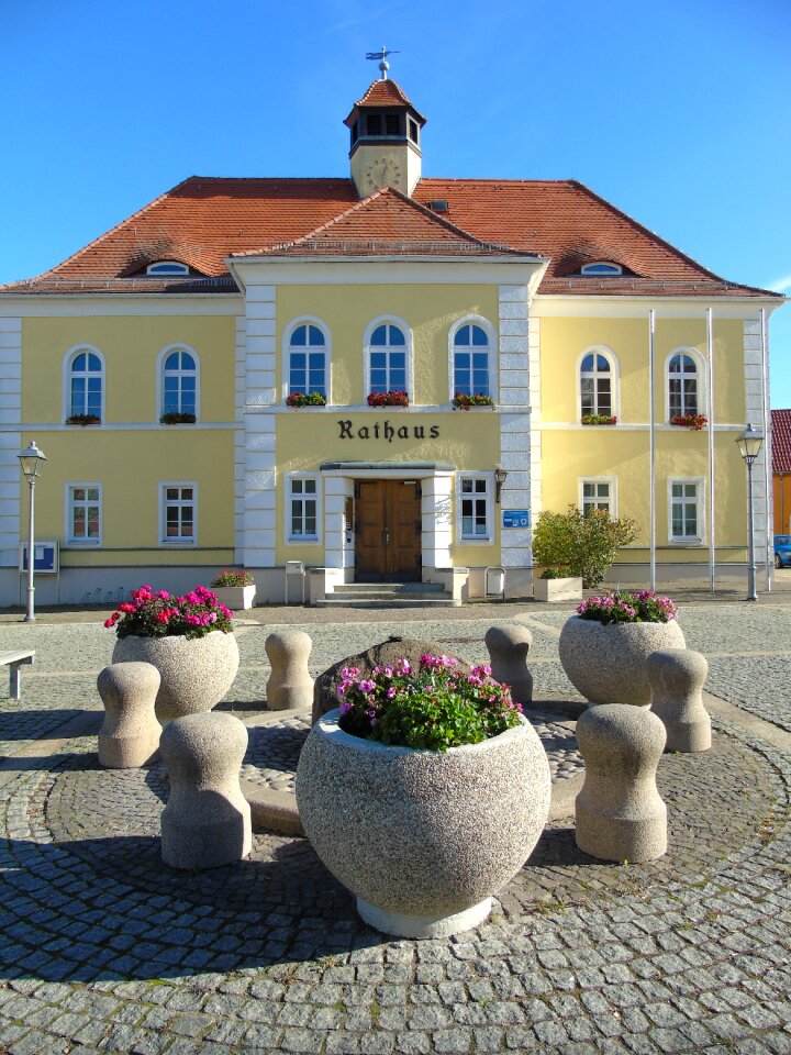 Negotiation ehrenamt landmark