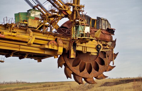 Bucket extraction coal