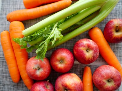 Apples carrot fructarians photo