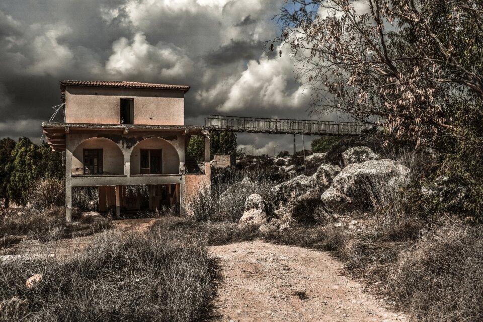 Destruction damage disaster