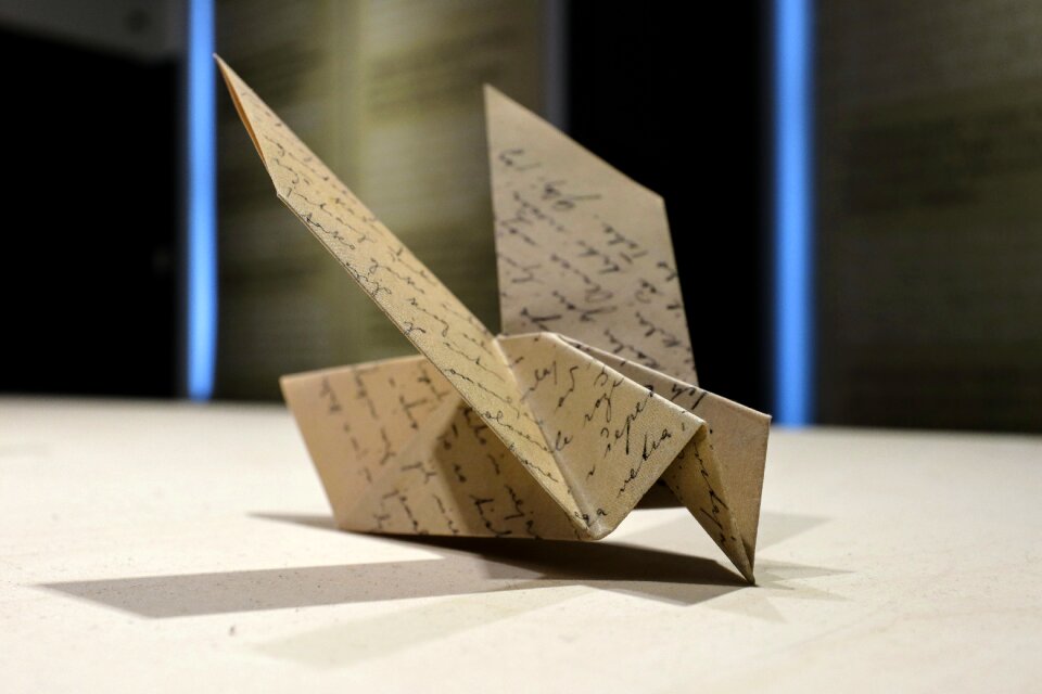 Shadow paper decoration