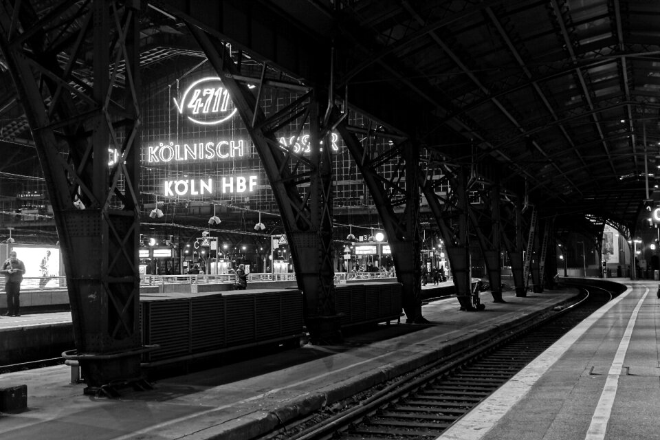 Cologne night black and white