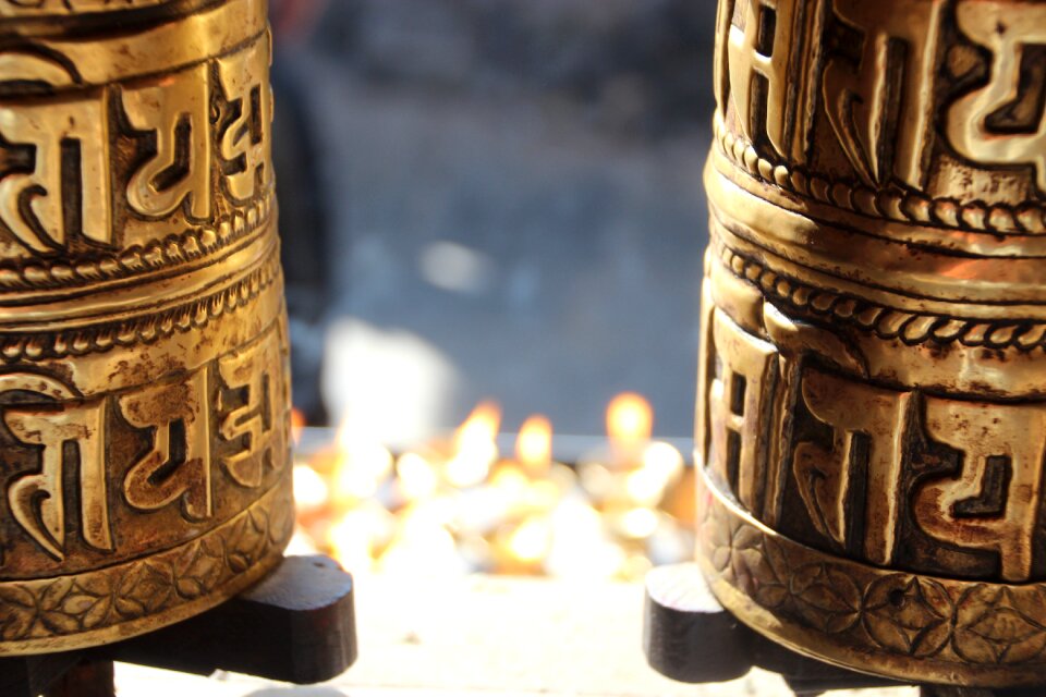 Devotion om mani padme hum nepal