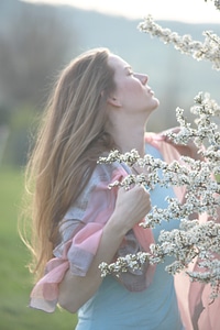 Flower girl white flower