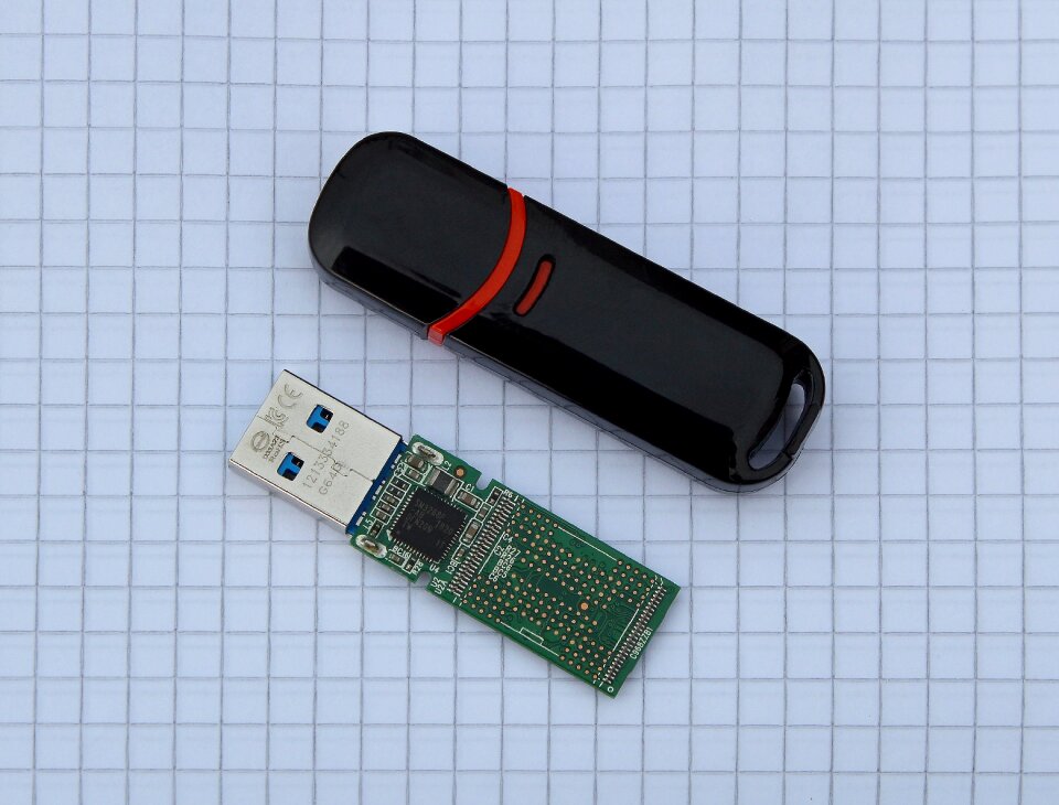 Computer storage electronics