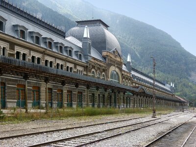 Abandoned pathways canfranc