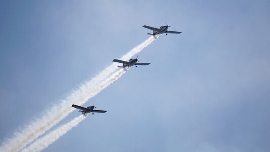 Aircraft acrobatics estela photo