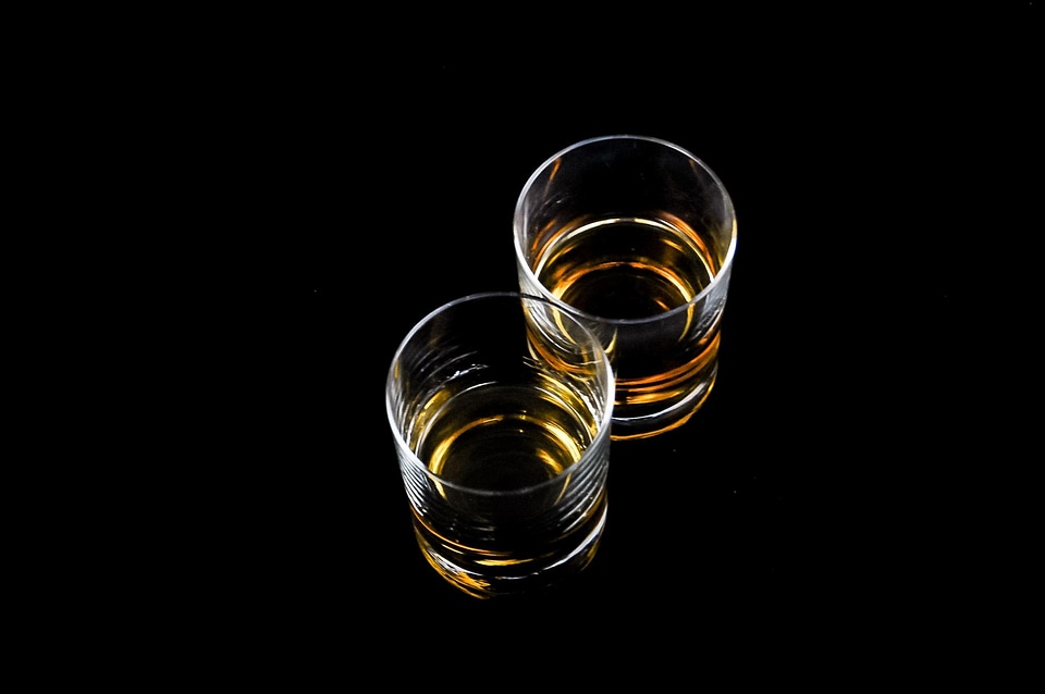 Cup whiskey the drink