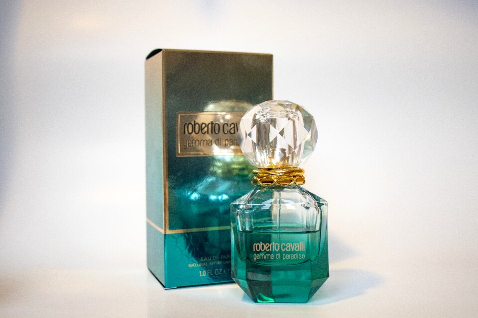 Bottle fragrant gift