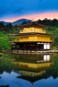 Architecture golden pavilion kinkanku-ji
