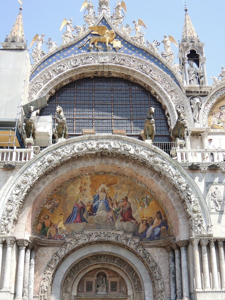 Church cathedral architecture