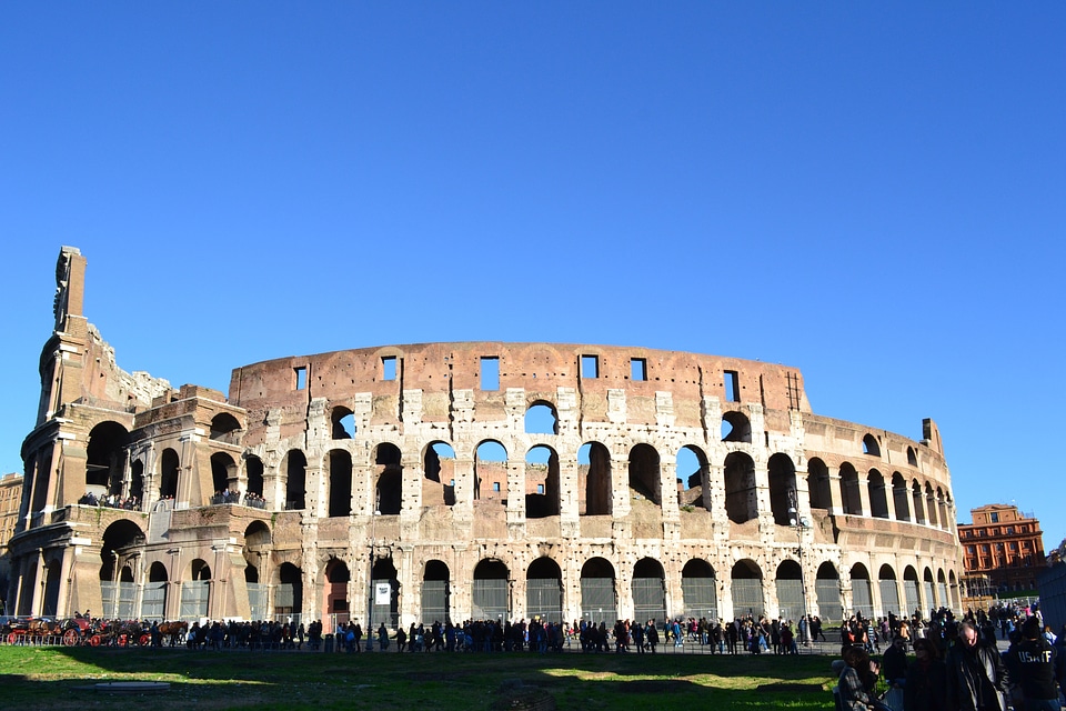 Italy arches arcades photo