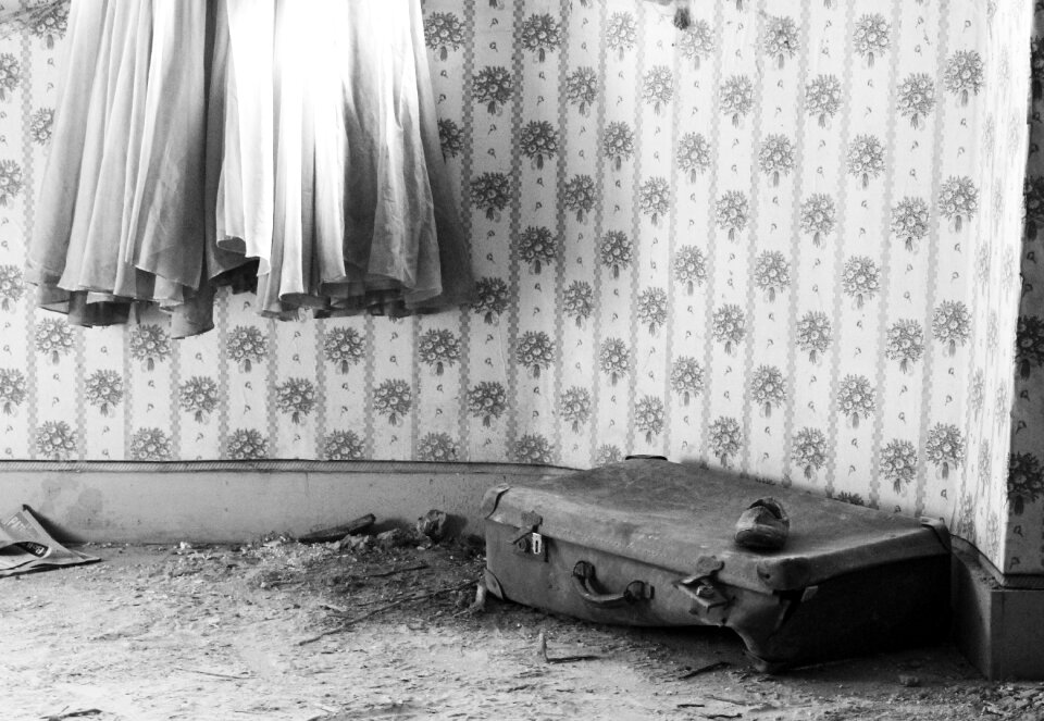 Urbex girl luggage