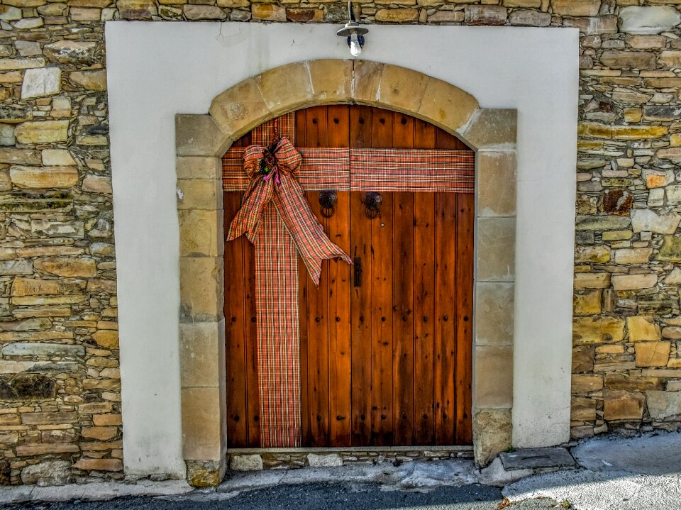 Traditional entrance christmas decoration