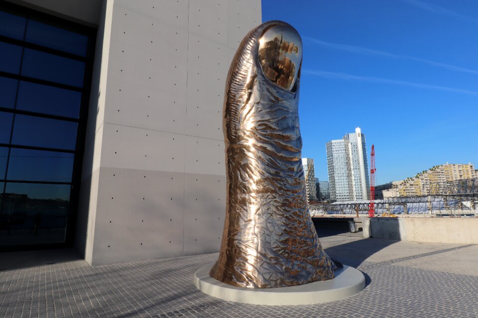 Thumb architecture gilded bronze
