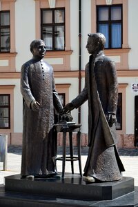 Statue places of interest art