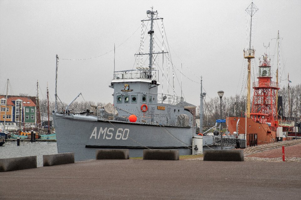 Navy ship port stad aan ' t haringvliet