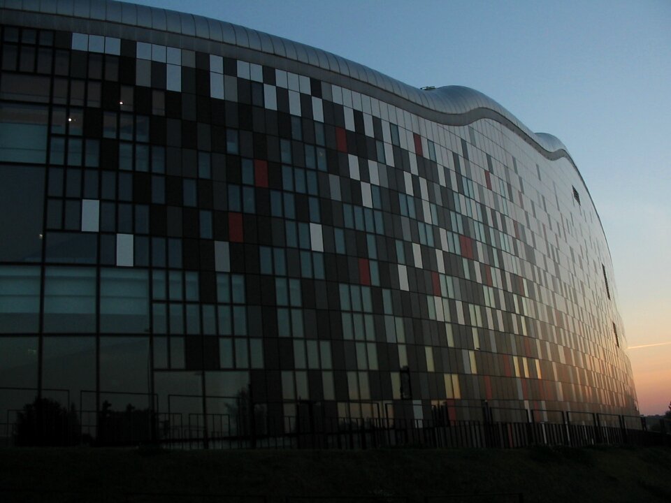 House building glass